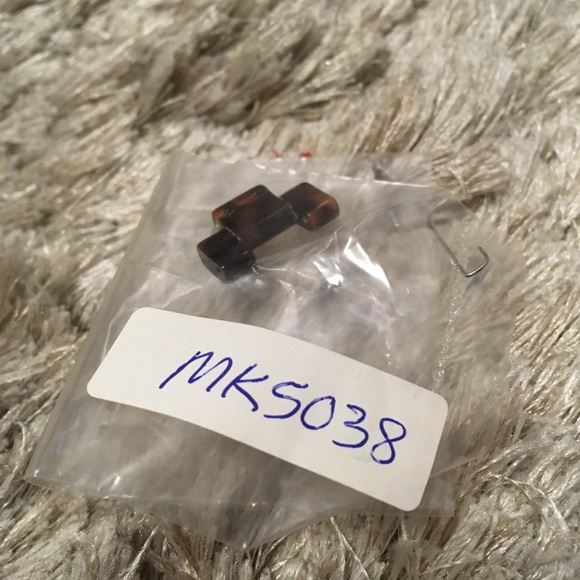 Michael Kors Tortiseshell Watch - Picture 7 of 7